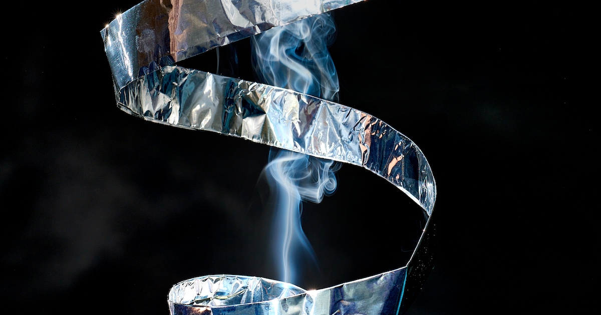 Crack neemt Amsterdam over – en dat wordt steeds zichtbaarder: ‘Dáár, achter dat bankje, verdienen v