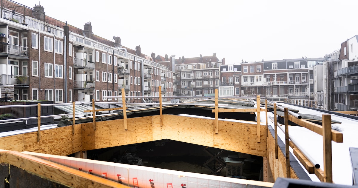 Woningen in Oost verzakt &ndash; volgens bewoners komt dat door aannemer die kantoor bouwt in binnentuin: &lsquo;Tja, er wordt heel slecht gebouwd, zeiden ze&rsquo;