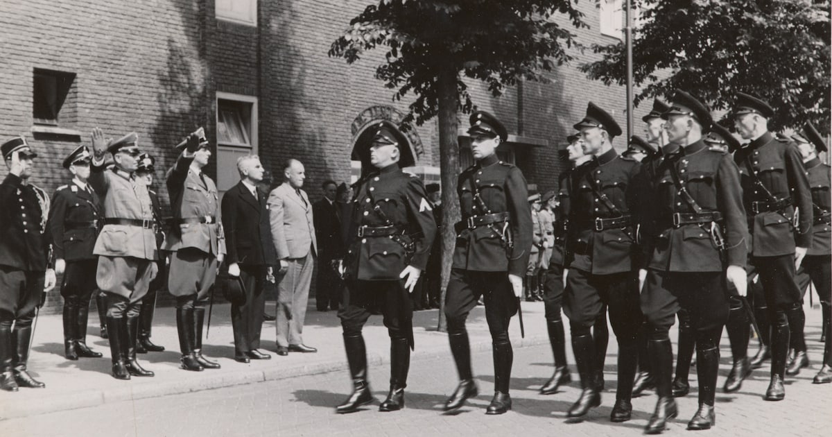 In dit gebouw op het Cornelis Troostplein zat ooit een nazistische politiekazerne