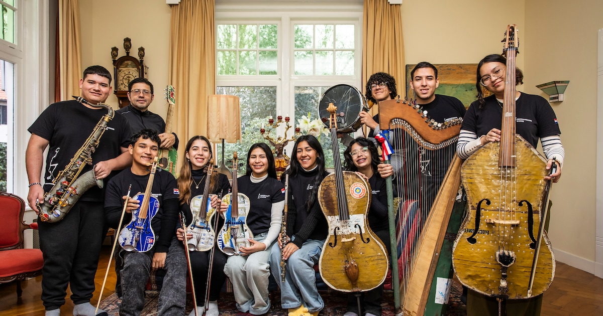 Dit orkest uit een sloppenwijk in Paraguay maakt instrumenten van afval: &lsquo;Niets hebben is geen reden om niets te doen&rsquo;
