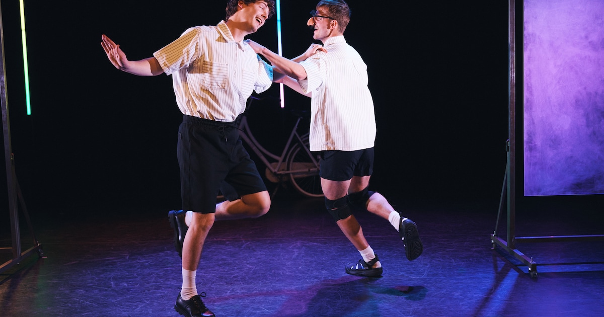 Cabaretduo Bro’s maakt eerste voorstelling Bromens: ‘We zoeken absurdisme in hele simpele situaties’