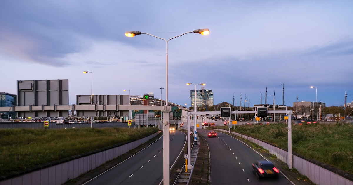 IJtunnel richting Amsterdam-Noord weer open na urenlange storing aan omroepinstallatie