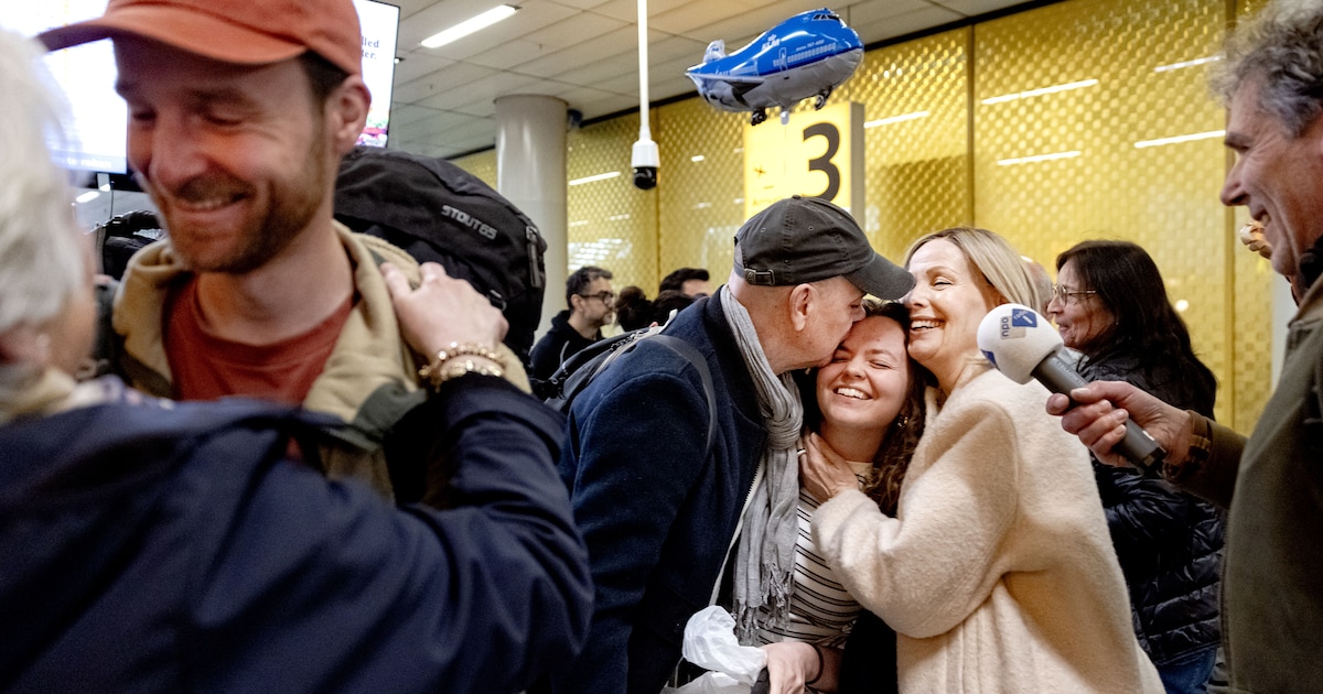 Van hun verzekeraar hoeven reizigers die in de Golfregio gestrand zijn niets te verwachten