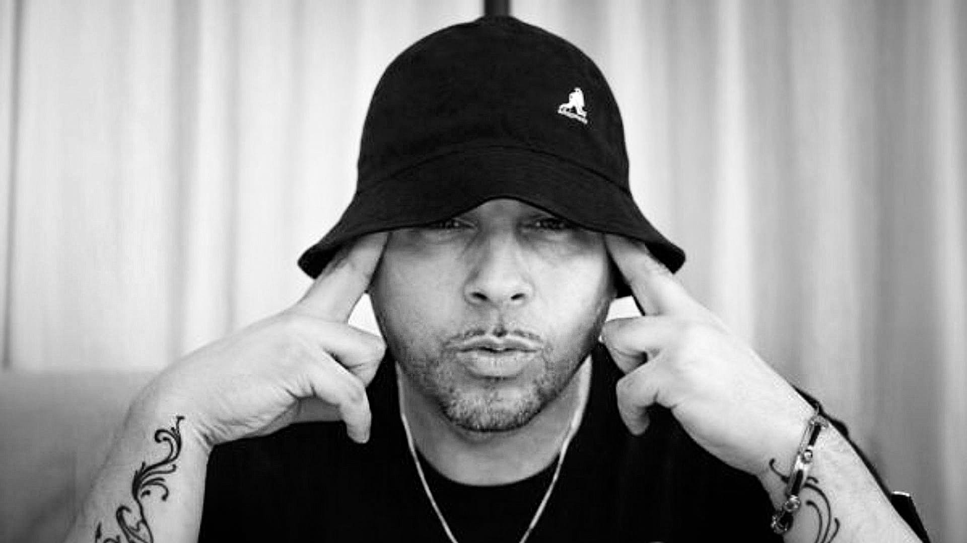 Rapper Yukkie B. (1969-2026) was jarenlang een vaste waarde in de ...
