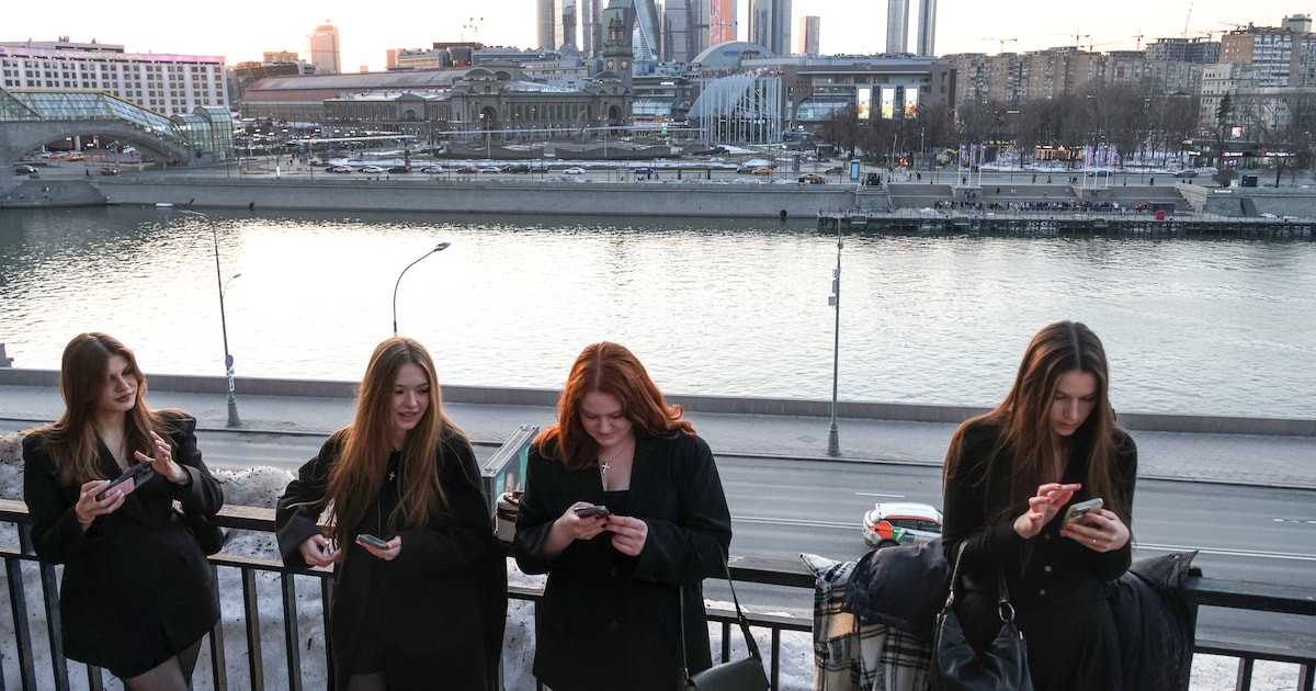 Russische overheid knijpt internet af en nu hapert zelfs de ambulance