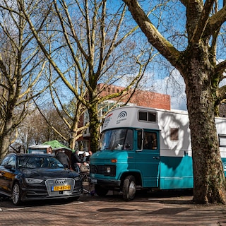 Gebruikersbus Oosterpark verhuist eind juni naar Linnaeusstr