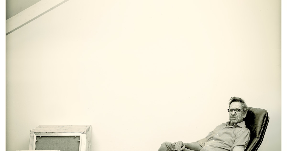 Kunstenaar Hans Broek schildert schuldige plekken in Amsterdam: ‘Ik zag een mooie stad die lijkt te 