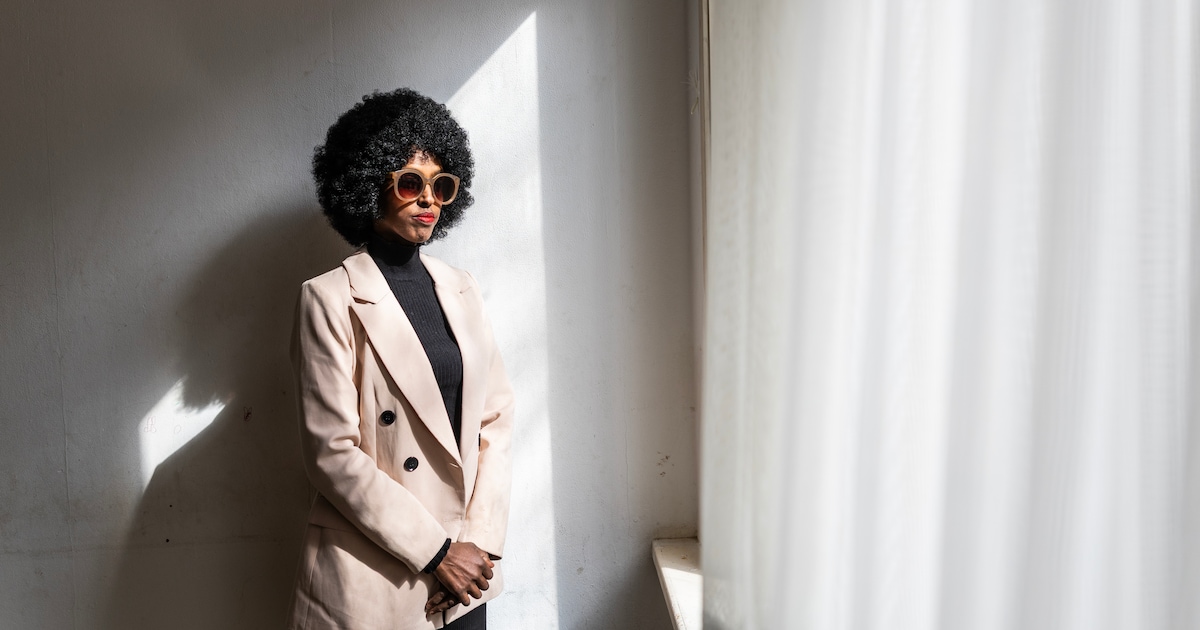 Hilow Isaack (44) slaapt met haar vijf kinderen op één slaapkamer, maar verhuist binnenkort naar een