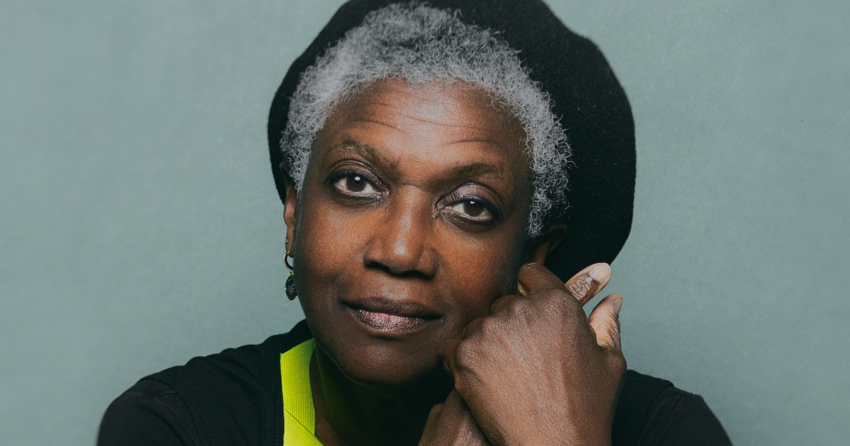 Sopraan Claron McFadden (65) zette één stap uit het vliegtuig en wist: Amsterdam is mijn thuis. ‘Ter