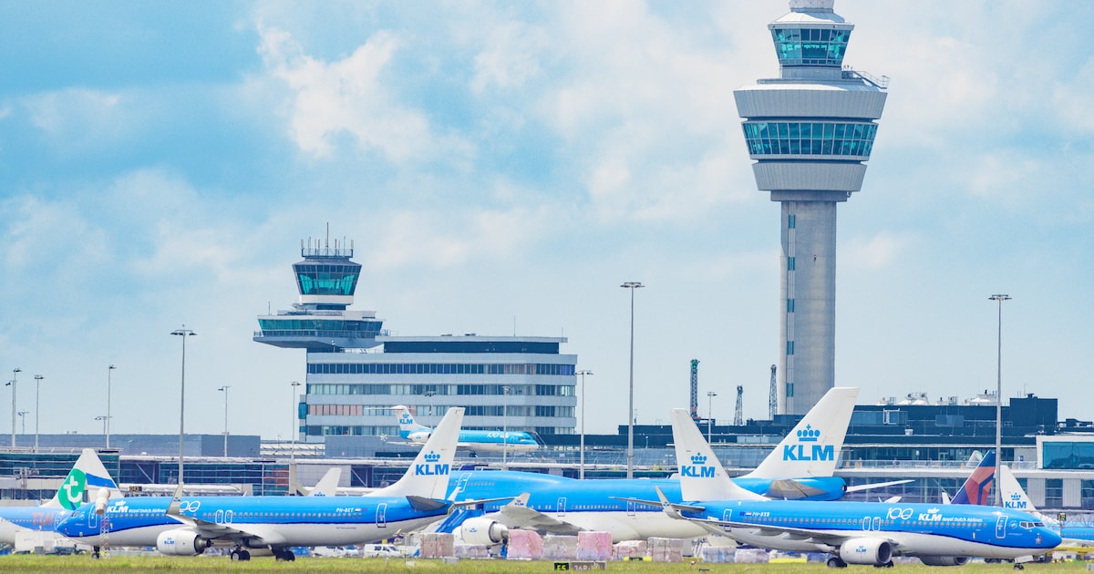 KLM schrapt 160 vluchten op Schiphol die niet rendabel zijn door hoge kerosineprijs