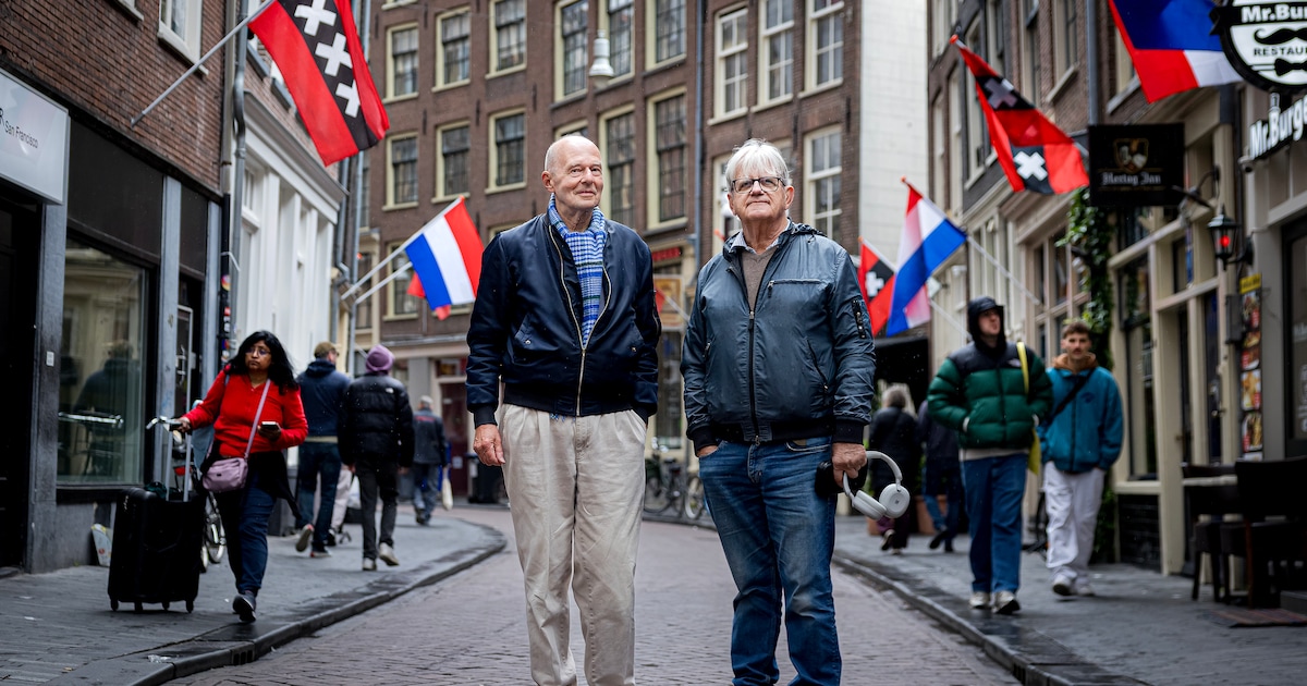 Veertig jaar geleden filmden ze de Wallen en de Amsterdamse penoze, nu komt de docu eindelijk uit: ‘