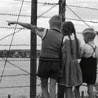 Review: The Man with the Smile: Paul Cohen explores humanity through his Jewish father's travel diary