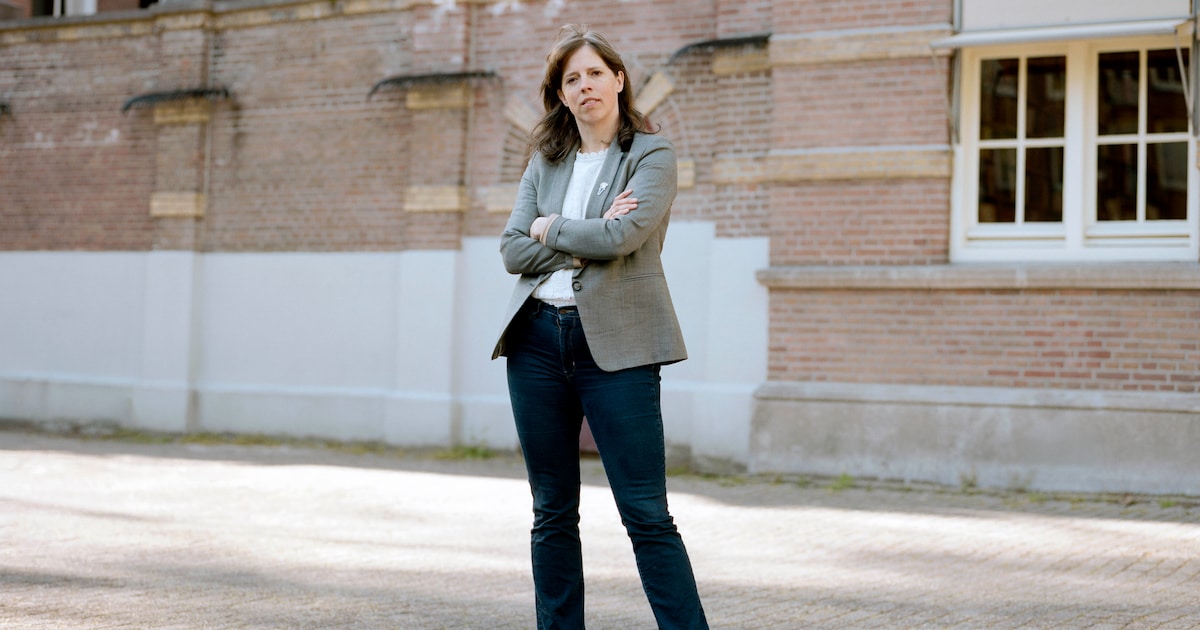 Nikki Sterkenburg van het Nationaal Comité 4 en 5 mei over de stilzwijgende massa die wegkeek: ‘Ingr