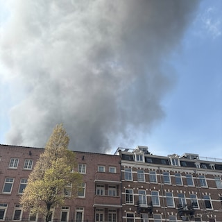 Major fire at Suitsupply clothing store in Amsterdam South