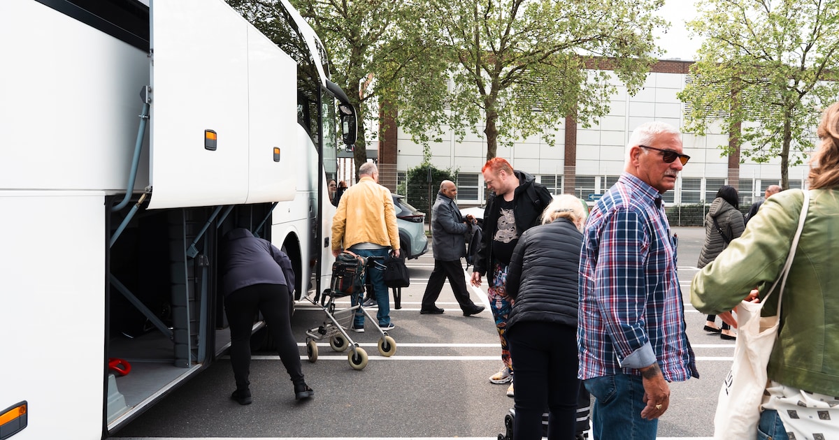 Een dagje met de boodschappenbus naar Duitsland, vooral voor de tabak: ‘Ik bespaar al gauw 240 euro’