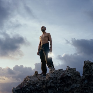 Review: For his third solo album ‘Jongen van de zon’, Willem sought inspiration on Curaçao, his father’s island