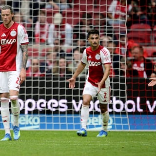 García after Ajax home defeat against Utrecht: ‘I feel sorry for the fans’