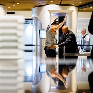 Is new queue chaos looming as Schiphol security undergoes a major overhaul? ‘I don’t know if this is still safe’