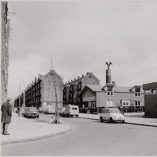 When the Kattenburgergracht police station was renovated, Baantjer moved to Blankenstraat