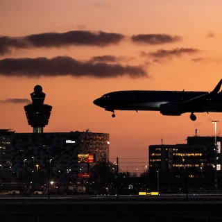Blow after blow for government Schiphol plans: time to abandon 30-year dual objective of economy and environment