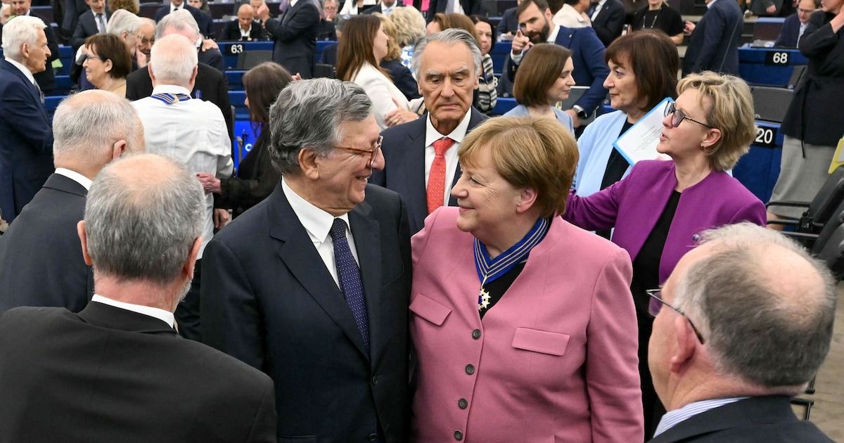 Eerste Europese lintjes gaan naar onder anderen Angela Merkel, Bono en een NBA-basketballer – wat ho