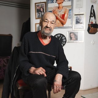 Henk (75) found his own home in Zuidoost after decades of homelessness: ‘I’ve come a long way’