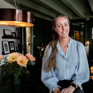'The king is our neighbor' – Eva (41) lives right next to the Royal Palace on Dam Square