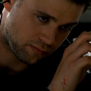 Review: In crime drama ‘Tuner’, piano tuner Niki (Leo Woodall) takes a dangerous turn
