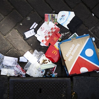 Opinion: ‘Area around Amsterdam Central is the city's calling card, cleaning must be prioritized there’