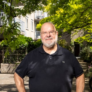 Jacques (74) onderging conversietherapie om van zijn homoseksualiteit te ‘genezen’: ‘Het was een hersenspoeling’