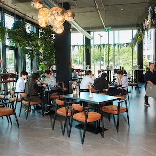 Gigantic Anno Asia opens opposite Amstel Station: ‘We don’t want to be a food barn’