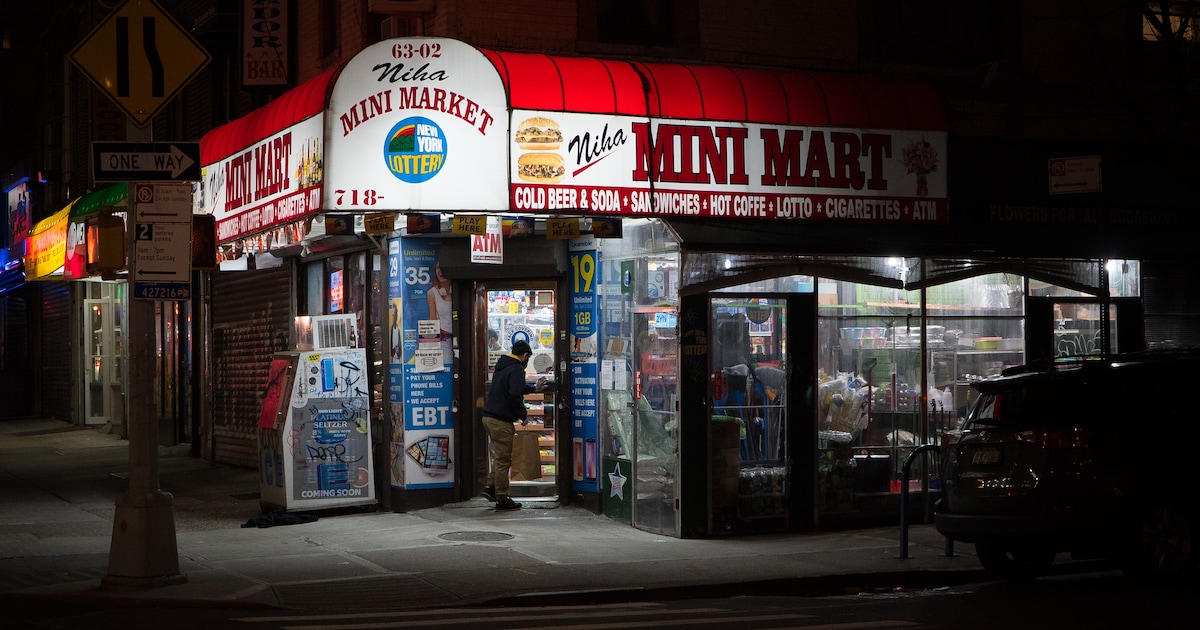 Hoe New York zijn bodega’s viert én beschermt – en waarom Amsterdam zijn toko’s behandelt als decor