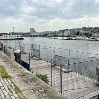 Borneosteiger partially fenced off following Council of State ruling on resident nuisance