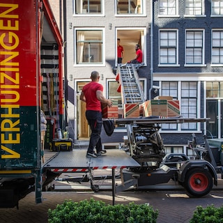 Amsterdam housing market continues to cool down
