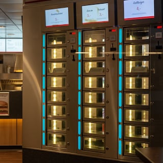 Late-night snacks still possible in Amsterdam West: district to keep many snack bars open late
