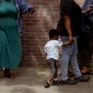 Cynthia (32) has been drifting through Amsterdam with her children for nearly a year: At school they cant know – Im afraid Ill lose them