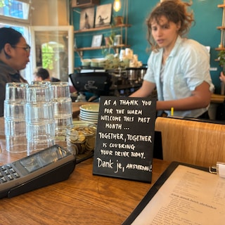 Harry Styles thanks Amsterdam residents with free coffee: ‘People passing by didn’t expect this at all’