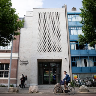 Holocaustmuseum weigert mee te werken aan bezoek Ye: Geen podium voor verbetering van beschadigd imago