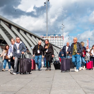 Kan Amsterdam beter worden met 2500 ambtenaren min