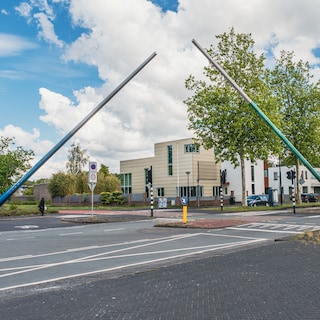 A landmark in its own right: these strict cruise missiles ensure you don't get lost in the Bijlmer
