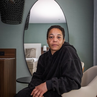 Aissah (45) pulled a boy with smoldering clothes from the destroyed gym in Osdorp: ‘Some said I was crazy. But I had no choice’