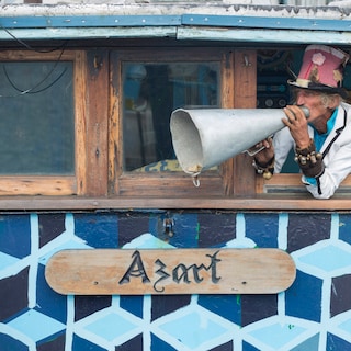 Review: Azart, Come Make Art - an artist's life condensed into 83 minutes