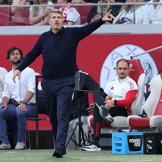 Oscar Garcia leaves Ajax after four months