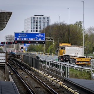 A4 between Schiphol and Amsterdam and part of A10 South closed this weekend