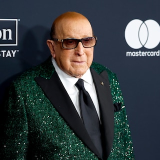 Music producer Clive Davis dies at 94, discoverer of Whitney Houston and Alicia Keys