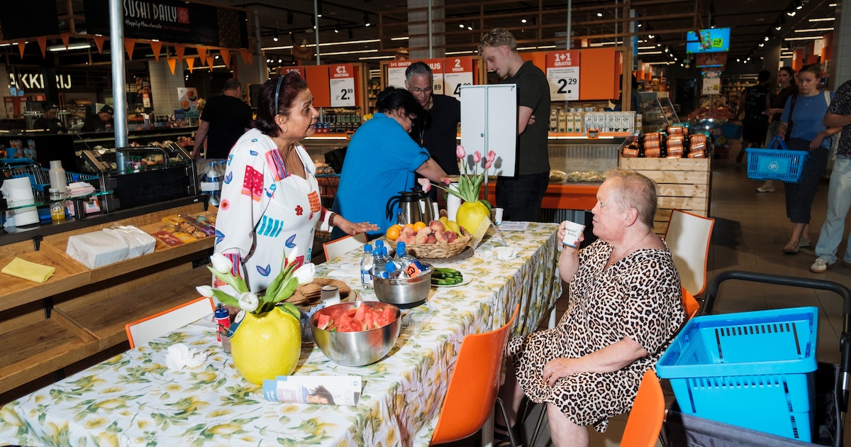 Gratis water, Zaanse koekjes en meloen bij de supermarkt: de GGD stimuleert vrij toegankelijke koelt