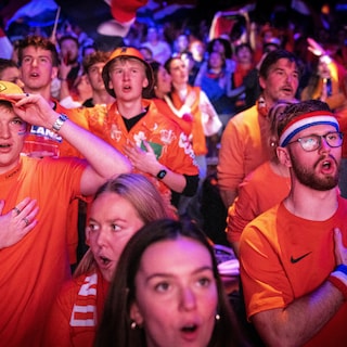 Watching Netherlands-Tunisia on a cafe terrace is out: ‘Doors closed, AC on, it will be a great night of football’