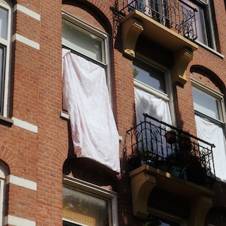 From 110 to 250 heat deaths per year: climate change and aging population double heat-related mortality in Amsterdam