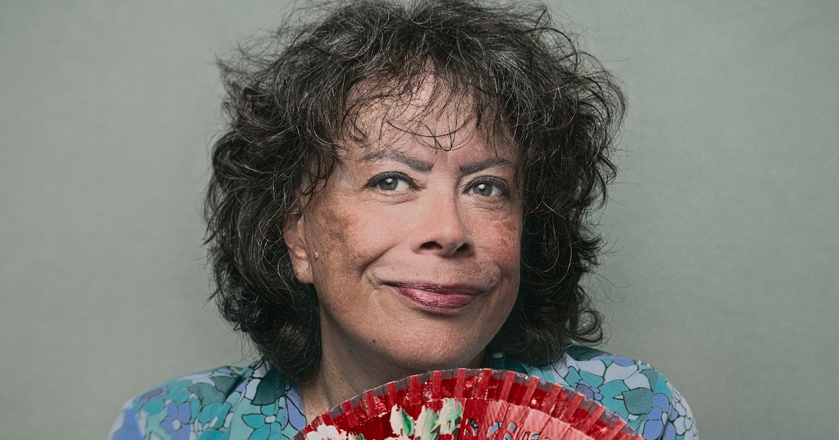 Schrijfster Lizzy van Leeuwen: ‘Ik hou van Amsterdam, maar de laatste jaren voel ik me er steeds min