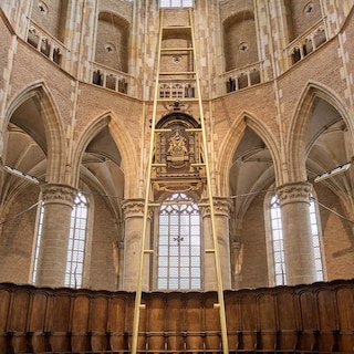 Poetic installation in Grote Kerk Alkmaar: 'Depending on the position of the sun, something appears or disappears'